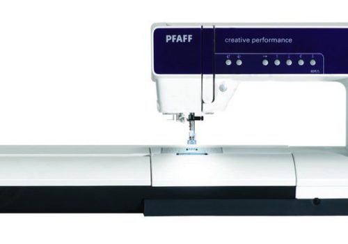 Pfaff Bordadora Creative 4.5 Performance + Unidad de Bordado Creative 260