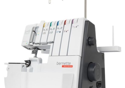 Máquina de coser Bernette Funlock 48