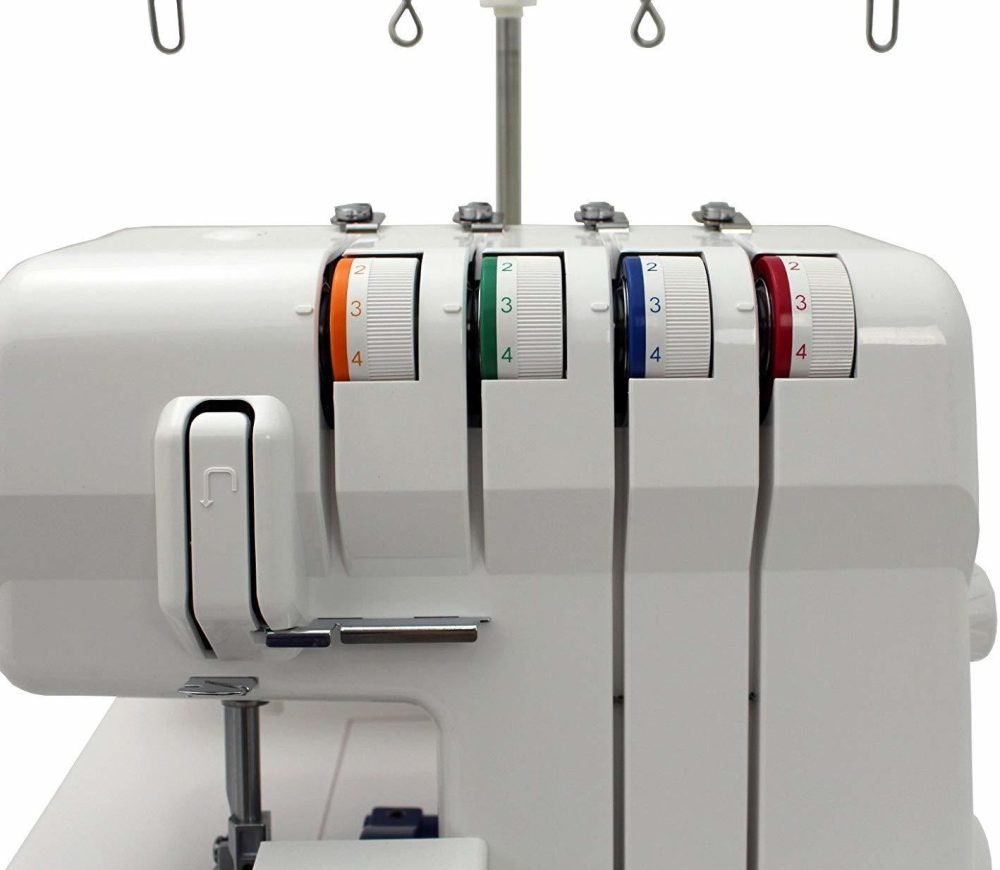 Máquina de coser JUKI MO-50e