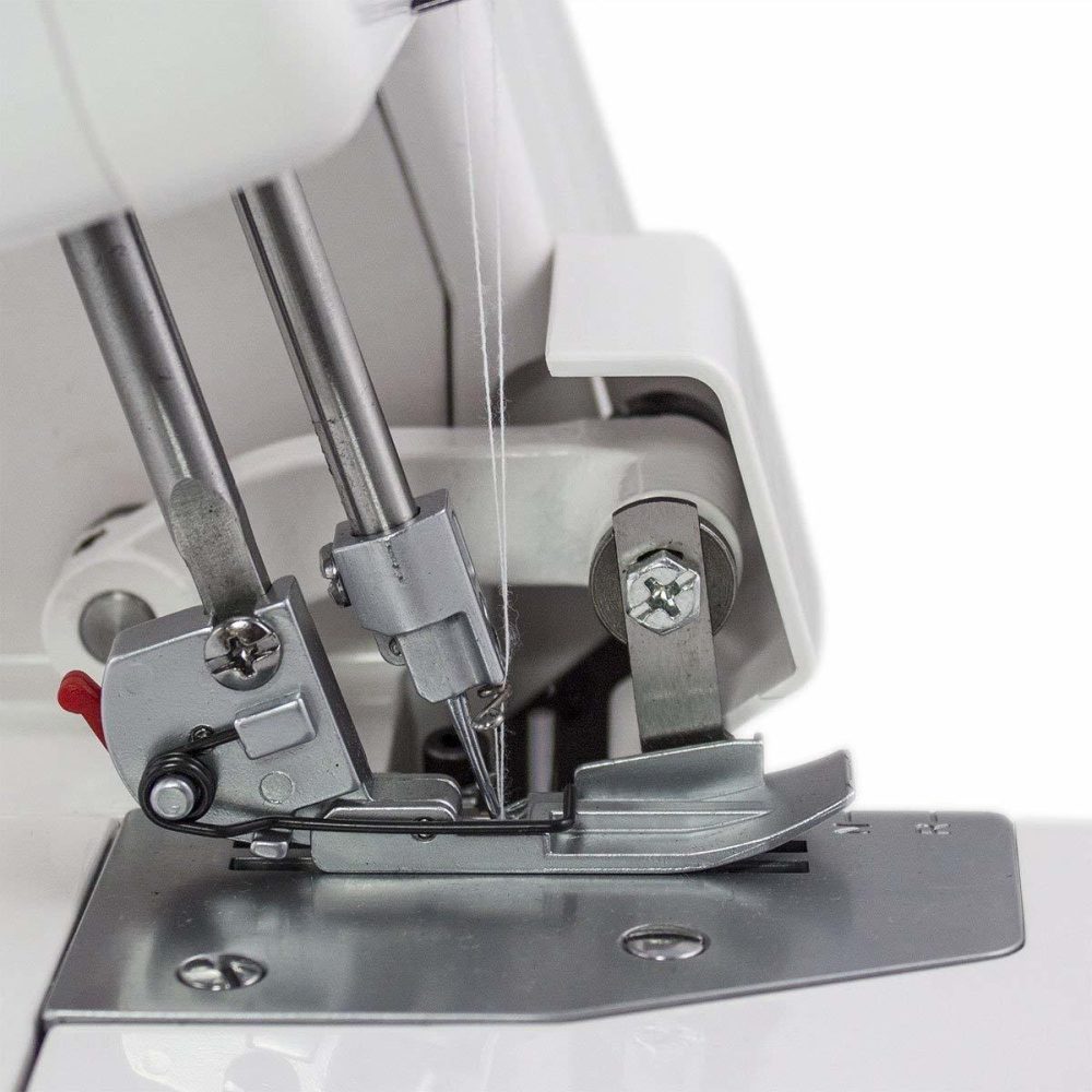 Máquina de coser JUKI MO-50e